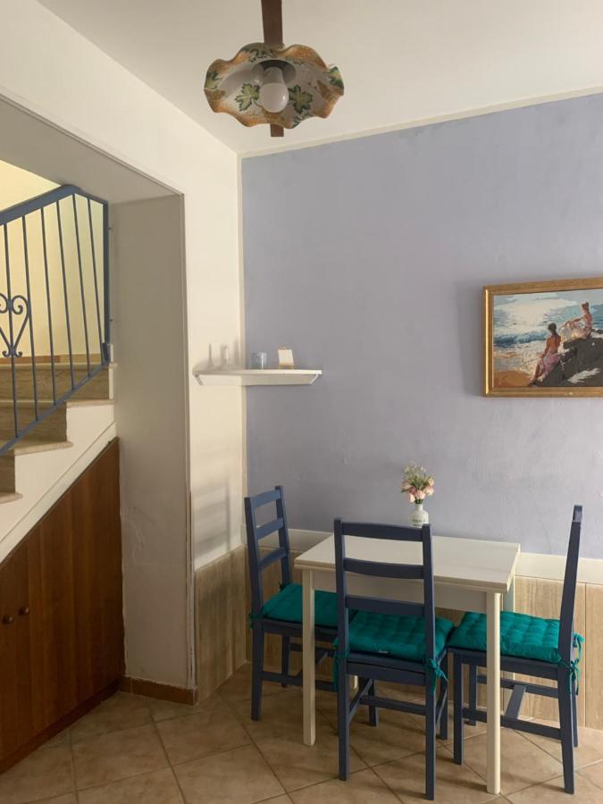Alice'S Apartment カステッランマーレ・デル・ゴルフォ エクステリア 写真